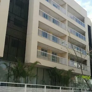 Mediterrâneo 507 - Todo Equipado, Com Ar Split, Churrasqueira Na Varanda, Internet 240mb Wifi, Estacionamento Grátis, A 1 Km Praias Apartamento